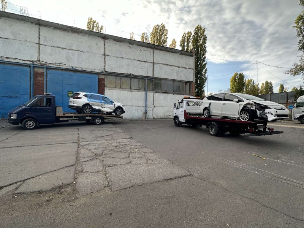 
evacuator,
evacuator auto,
evacuator Chișinău,
evacuator Moldova,
evacuator ieftin,
evacuator 24/24,
serviciu evacuator,
tractări auto,
tractari auto Chișinău,
tractări Moldova,
asistență rutieră,
ajutor rutier,
evacuator non-stop,
evacuator rapid,
evacuator de urgență,
evacuator camioane,
evacuator motociclete,
transport auto,
remorcare auto,
servicii evacuare auto,
evacuator preț,
evacuator pentru accidente,
tractări auto non-stop,
platformă auto transport,
transport utilaje,
evacuator autostrăzi,
evacuator internațional,
evacuator automobile avariate,
evacuator automobile defecte,
evacuator pe timp de noapte,
transport auto avariat,
ridicare auto avariat,
transport mașini în Republica Moldova,
tractări auto urgente,
tractări auto internaționale,
asistență tehnică auto,
tractări auto rapide,
tractări auto non-stop Moldova,
evacuator accesibil,
tractări auto camioane,
platformă tractări auto,
ajutor rutier 24/7,
transport auto pe platformă,
servicii tractări auto,
tractări auto pe distanțe lungi,
evacuator în apropiere,
evacuator auto convenabil,
transport mașini defecte,
servicii evacuare 24/7,
tractări rapide și sigure,
